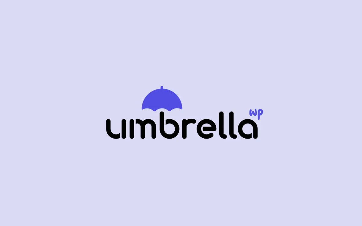 Logo pour « umbrella wp » avec une icône de parapluie bleu au-dessus du texte. Parfait pour la maintenance WordPress, l'arrière-plan est d'un violet clair apaisant, encapsulant l'essence de WP-Umbrella.